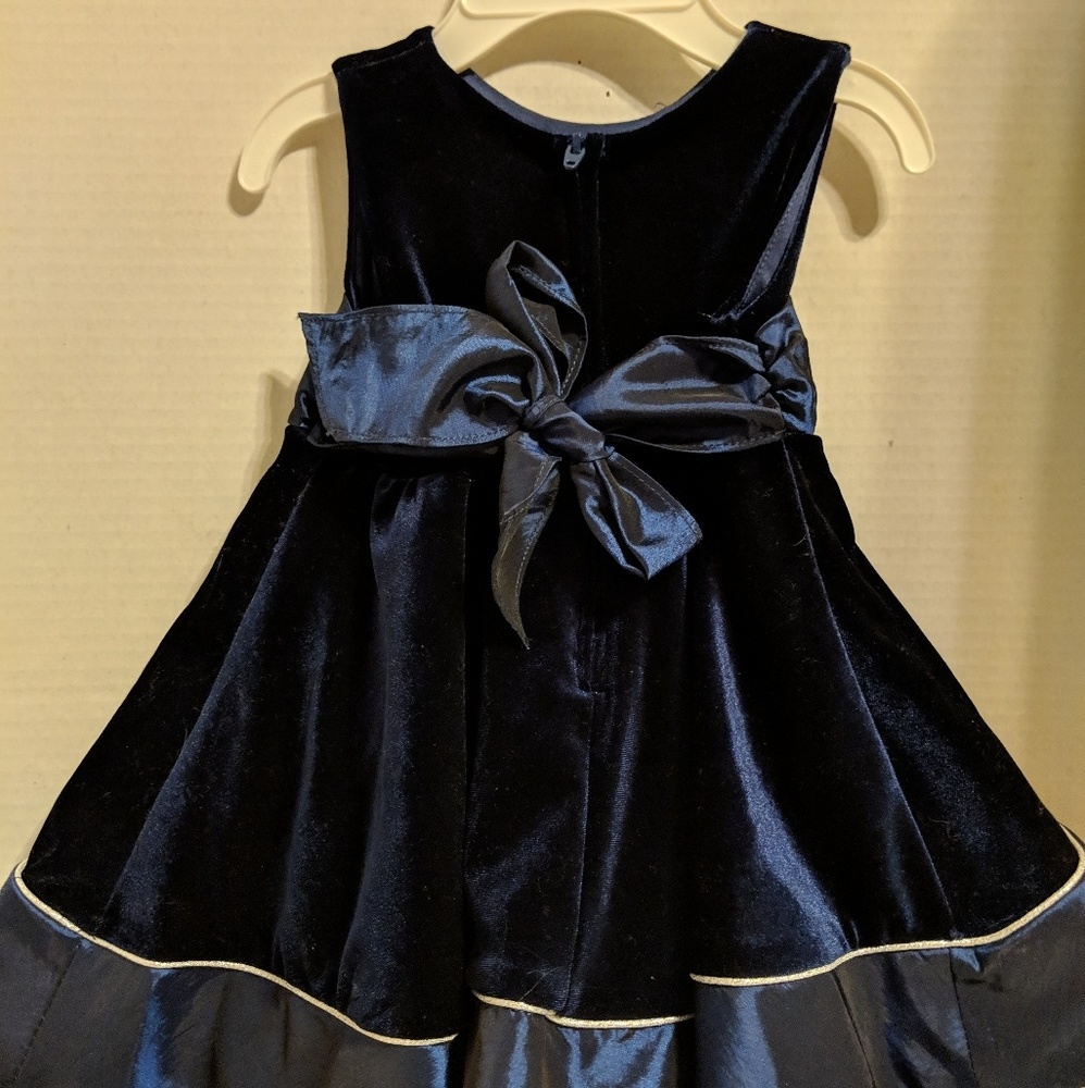 Holiday dress